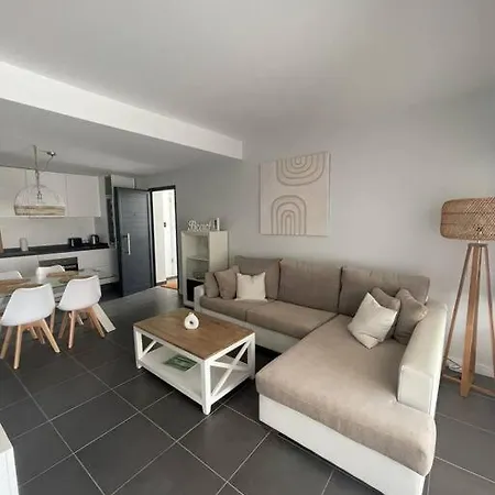 Paraiso Apartment *