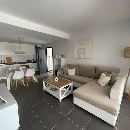 Paraiso Apartment *